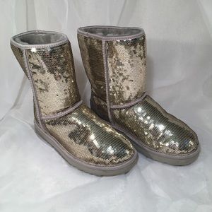 ‼️SALE‼️Silver sequence UGG boots.